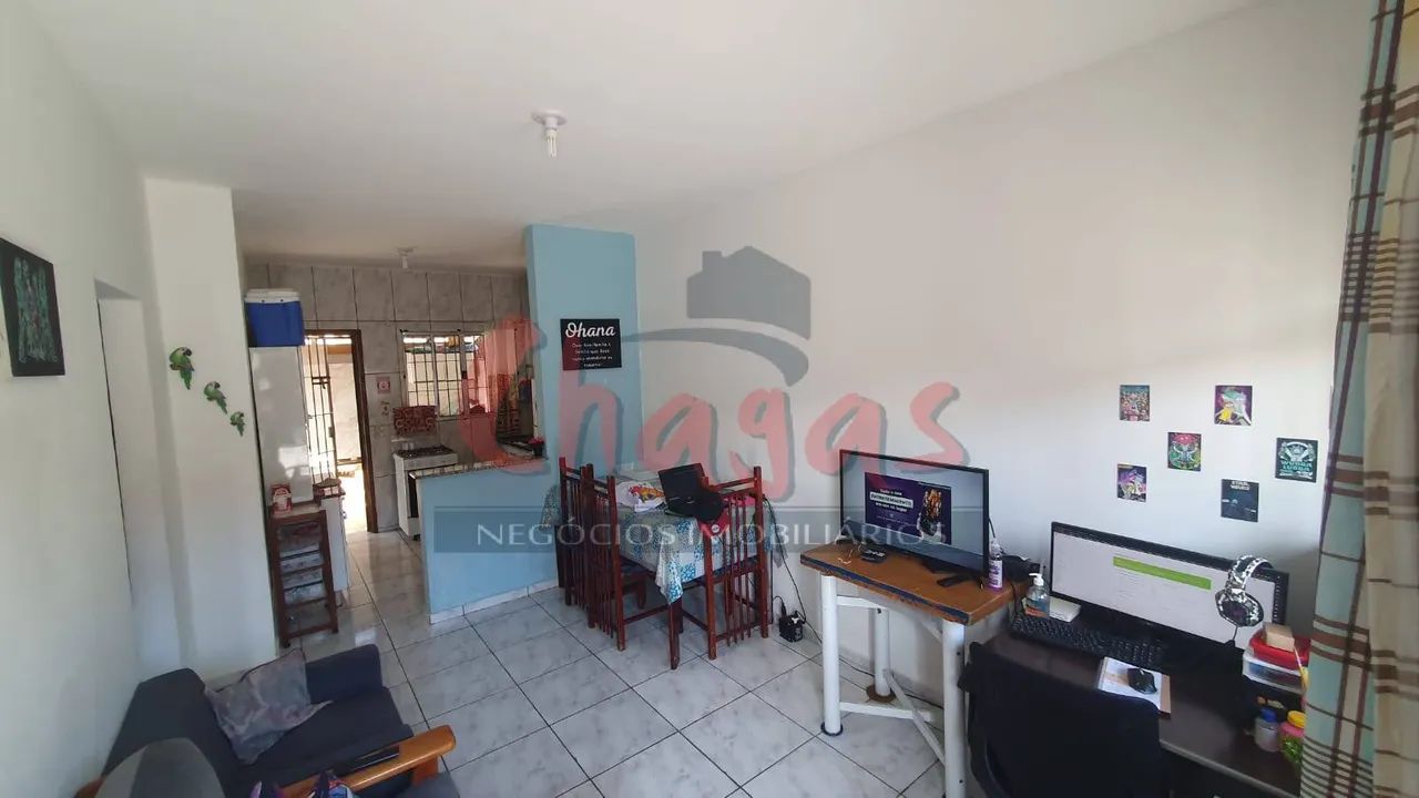 VENDE-SE | CASA EM CONDOMÍNIO FECHADO | MARTIM DE SÁ.