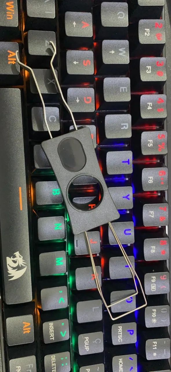 Redragon TECLADO GAMER MECANICO LAKSHMI RAINBOW PRETO SWITCH MARROM ABNT2 - Foto 4