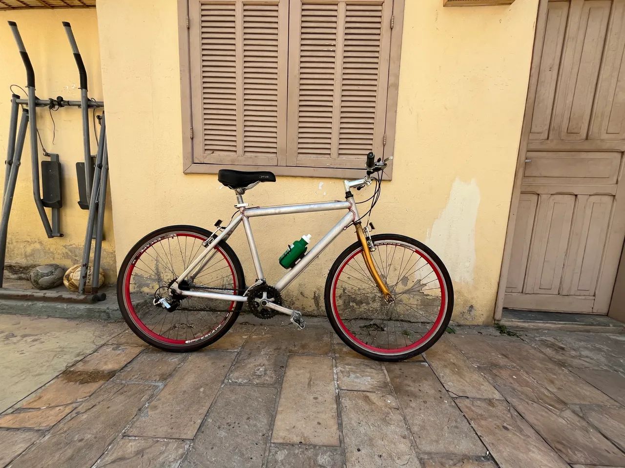 Bicicleta shimano em alumínio 