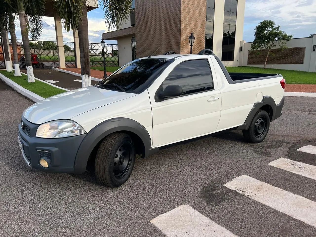 Fiat Strada Hard Working 1.4 Flex - Foto 3