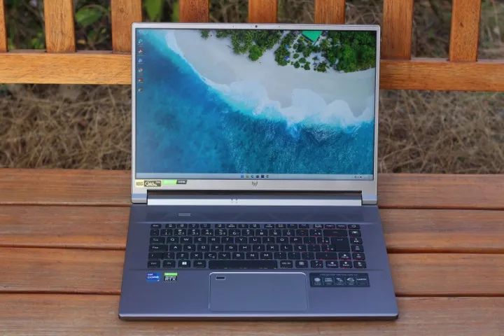 Triton 500 i7 - 32GB - 3080Ti