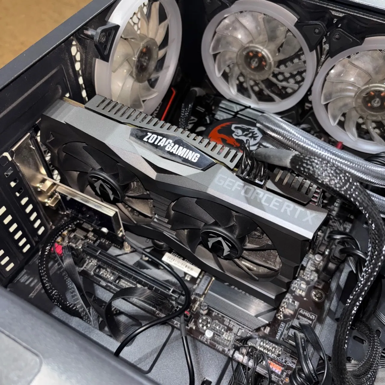 PC Gamer i5 9600k - RTX 2060 - 32GB