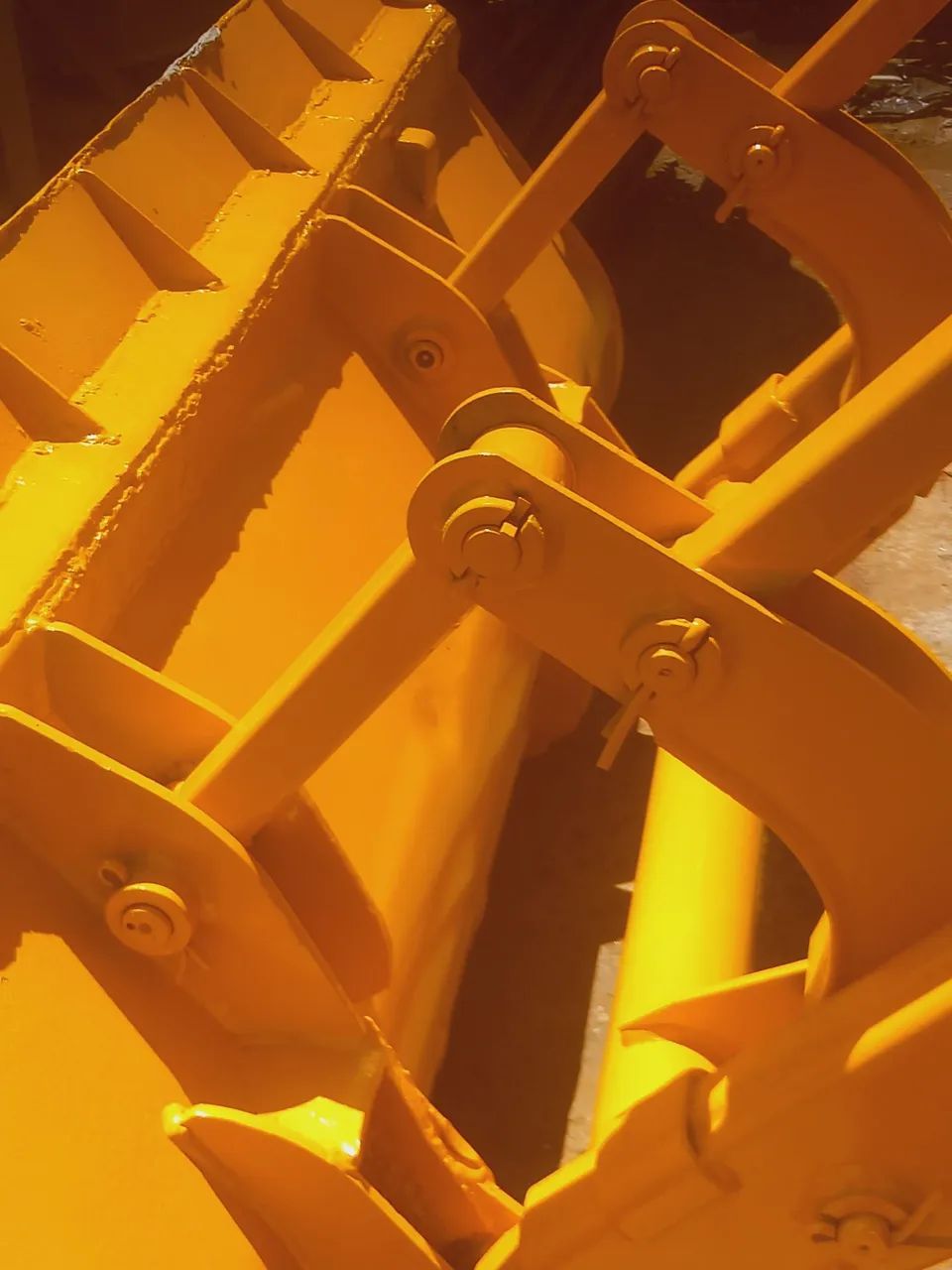 Trator  com Pa carregadeira - Foto 2