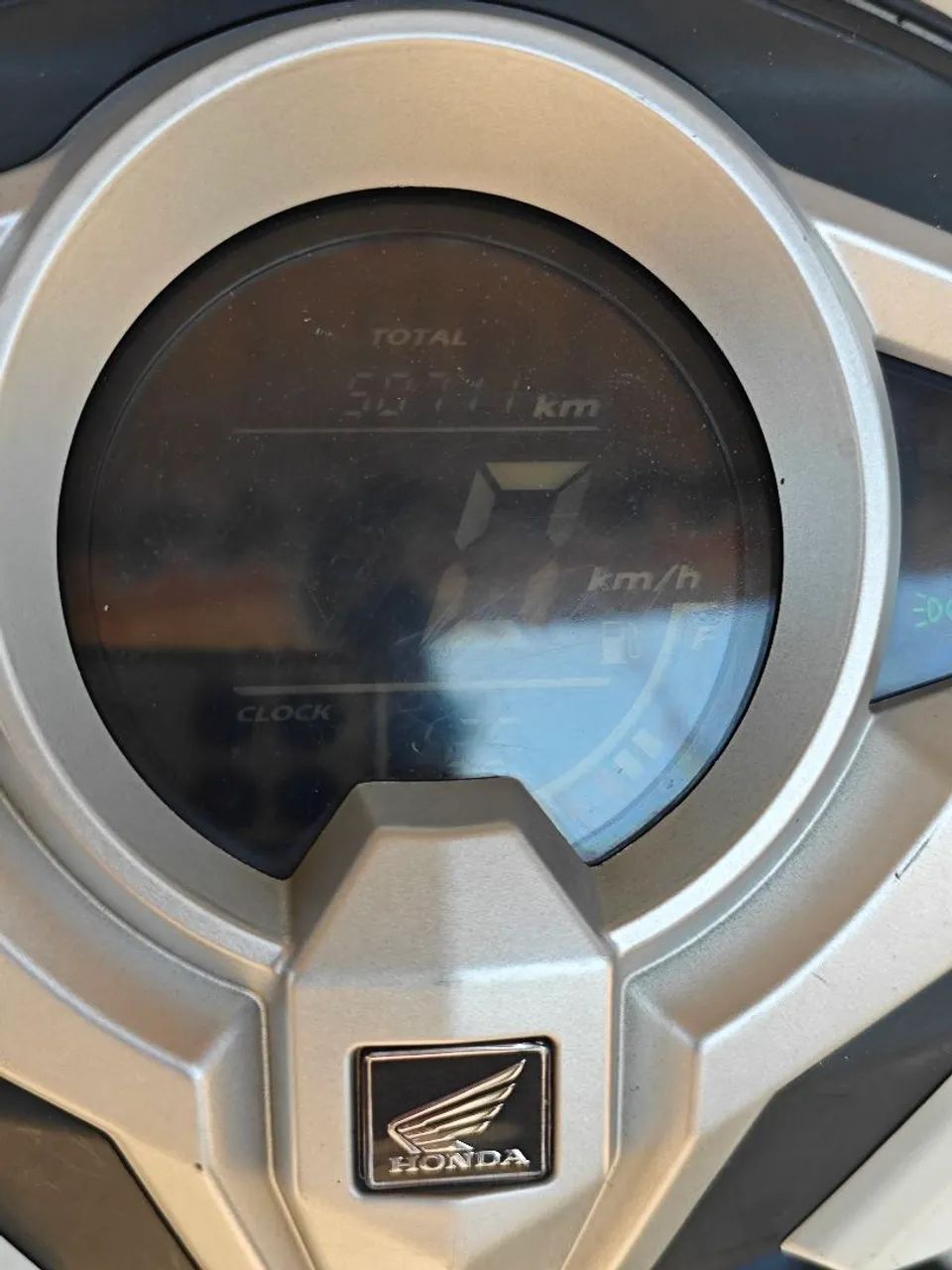 Honda Elite 125 - 2019 + Capacete + Baú + Capa - Foto 3