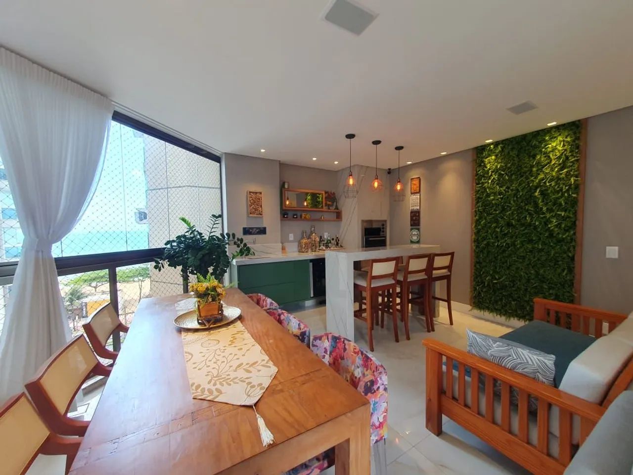 Aluga-se Apt 4 quartos Ed Mar das Antilhas 