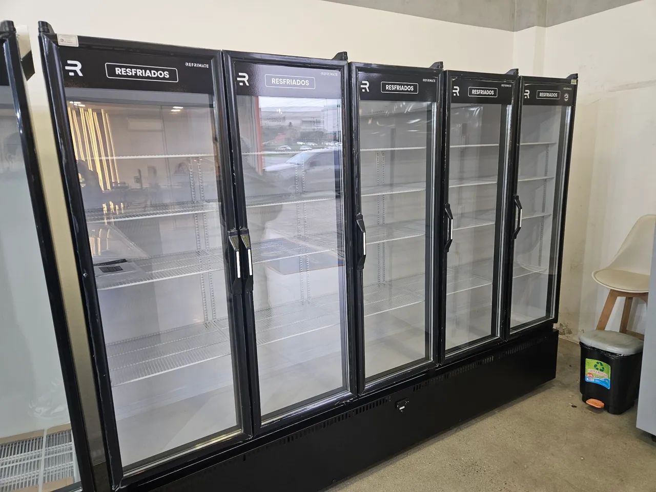 geladeira expositora para bebidas 5 portas nova