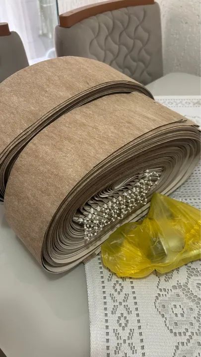 Persiana marrom claro