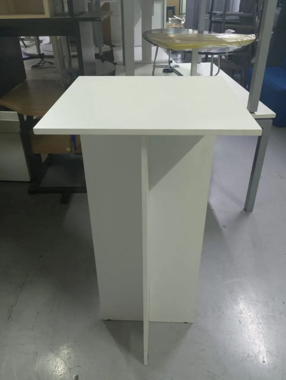 Mesa Bistrô quadrada branca  - Foto 4