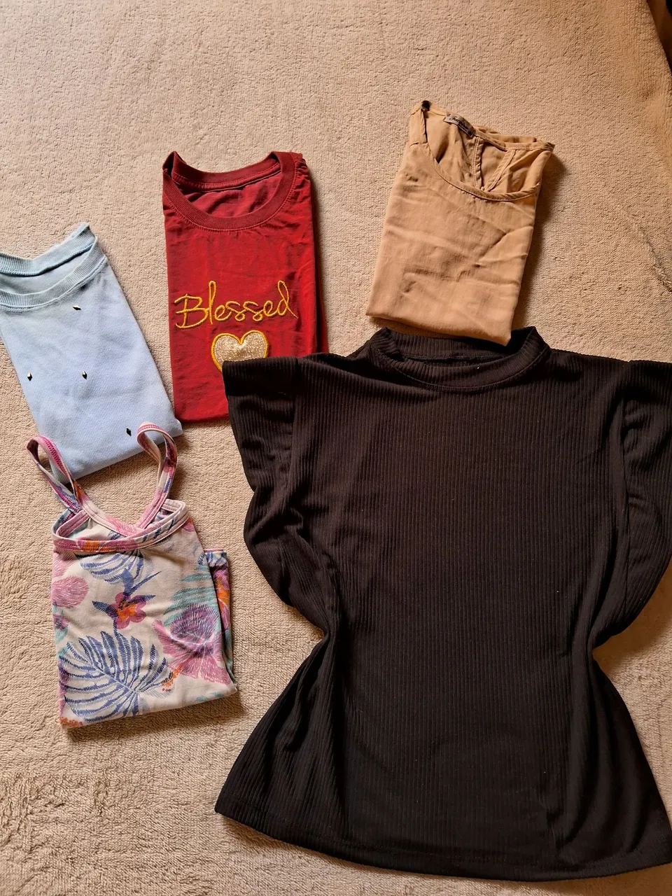 SUPER LOTE. 40 Peças + brindes. Menos de R$5 por item