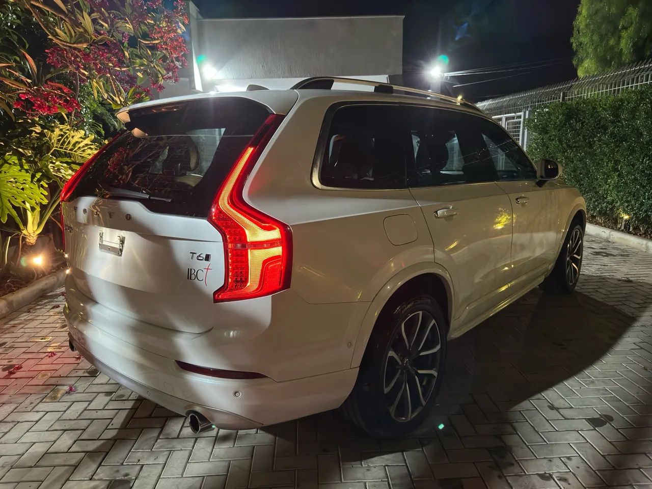 Volvo Xc90 T6 Momentum 2018  - Foto 4
