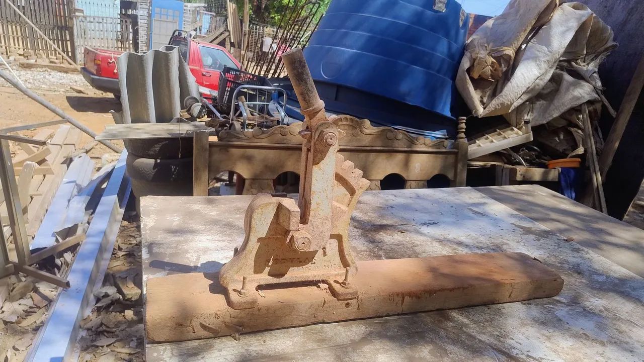 Guilhotina Manual para Corte