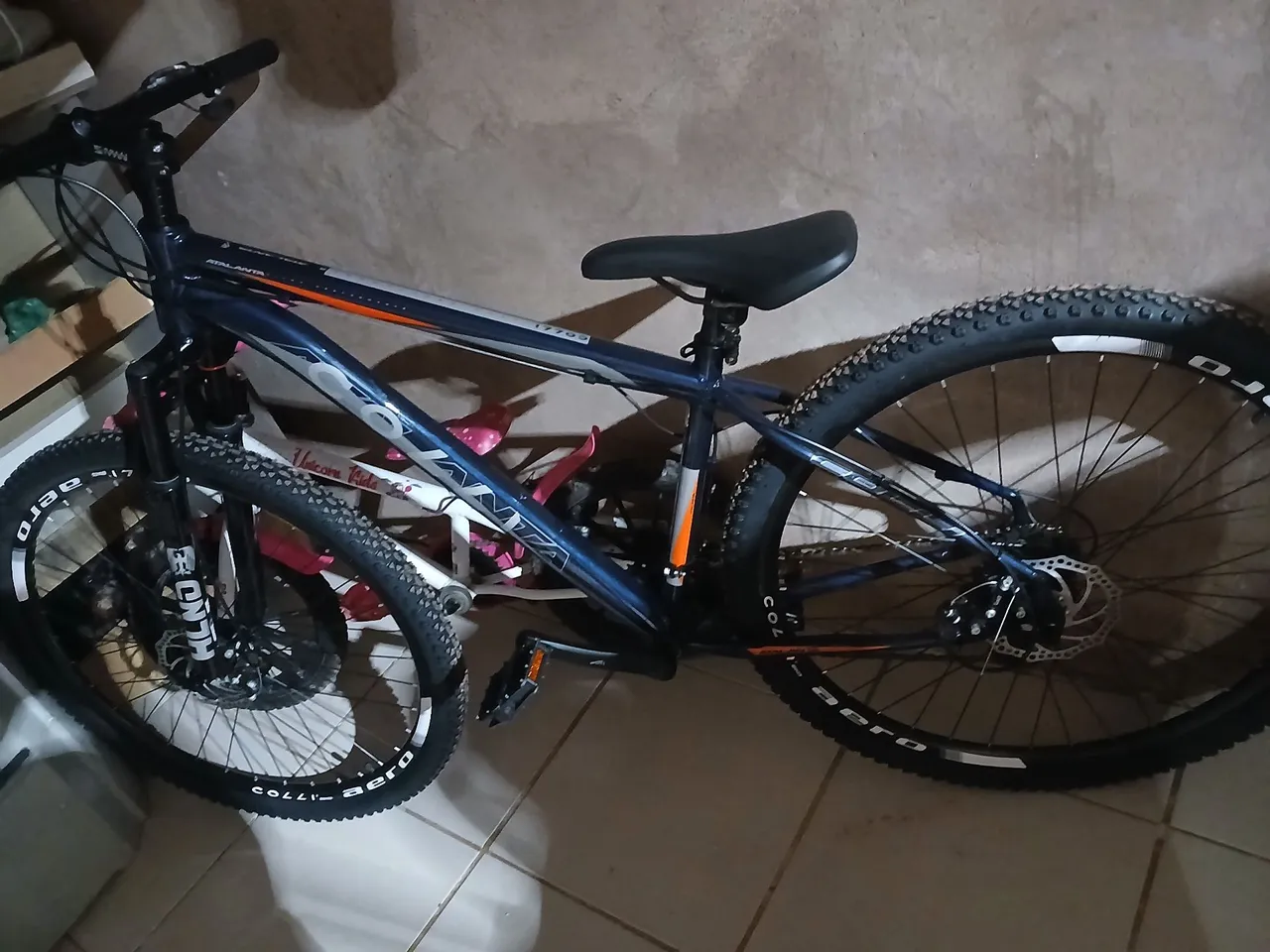 Bicicleta Colli Azul brilhosa