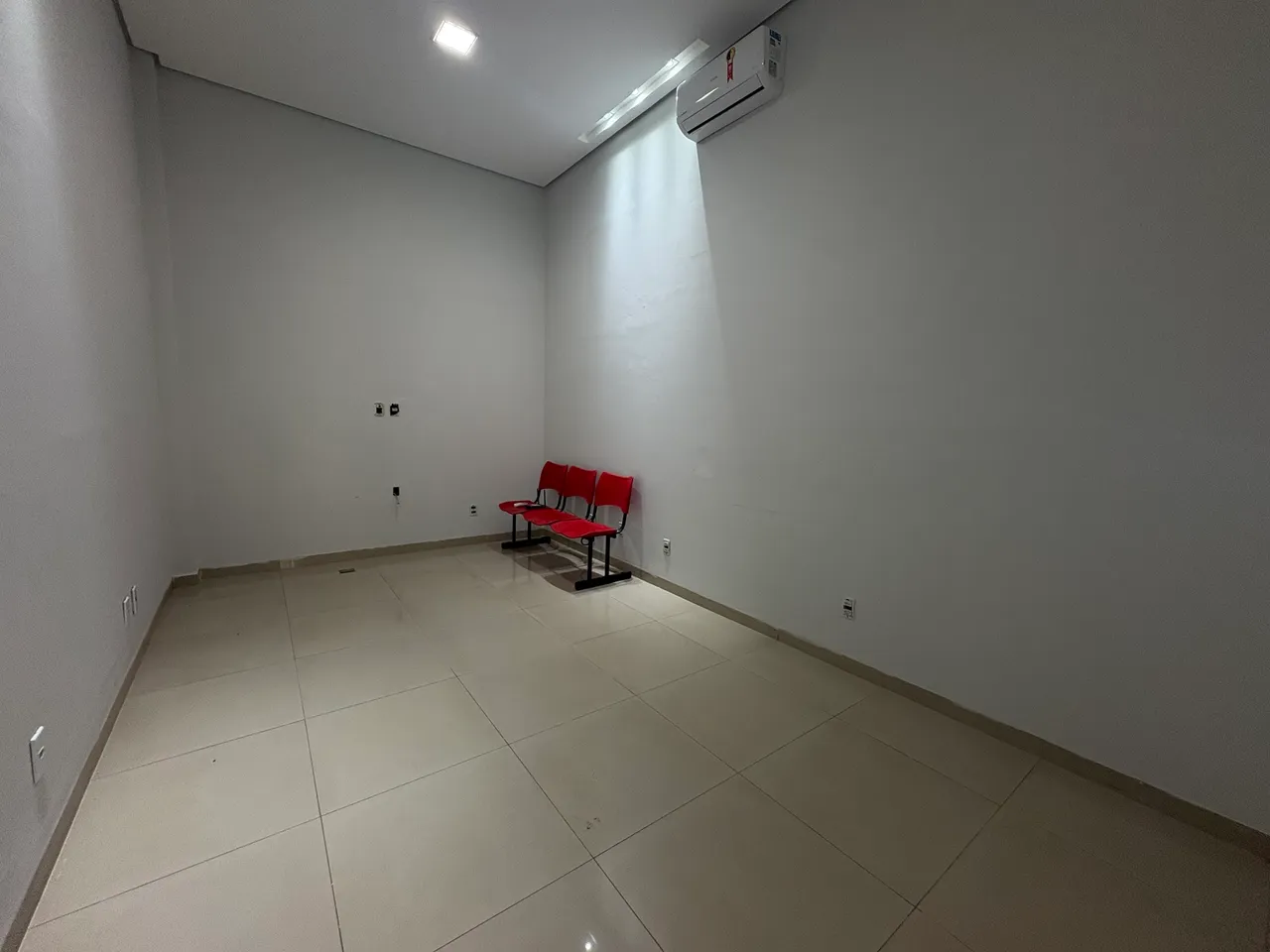 Sala comercial com ar condicionado 20m² - Centro