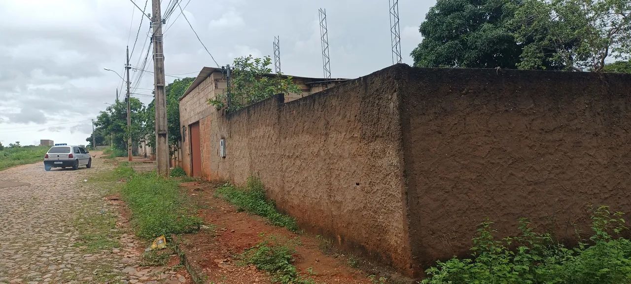 Lote com pequeno galpão  - Foto 2