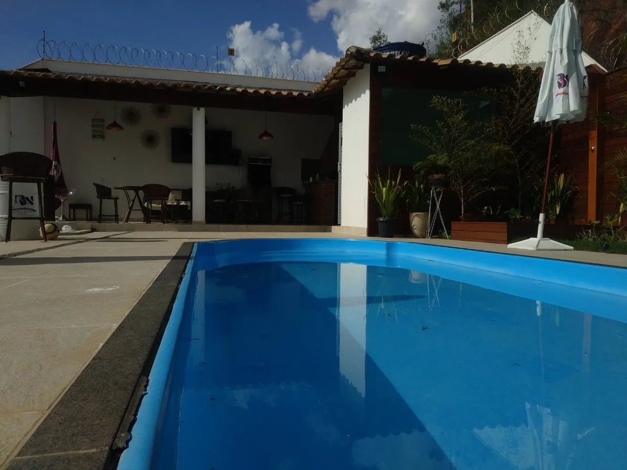 Casa de condomínio fechado Fazenda da Serra, Castelo a venda possui 200 m² com 4 quartos e - Foto 2