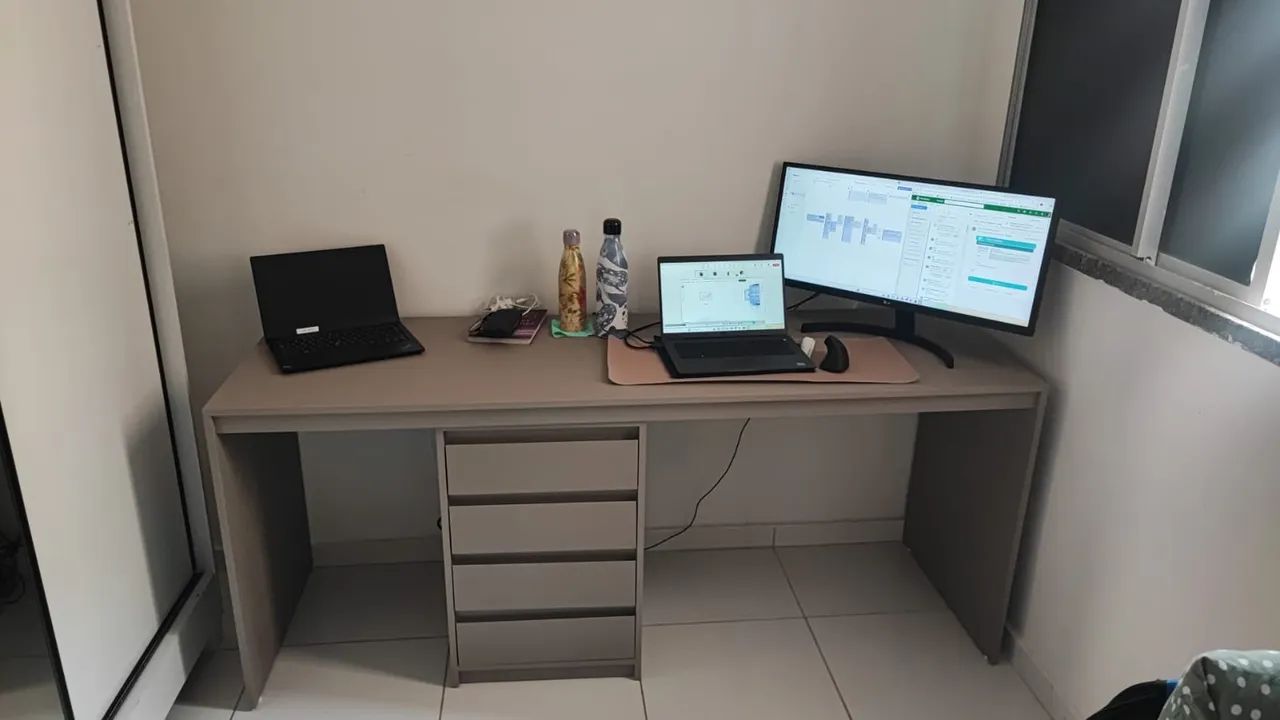 Mesa mais gaveteiro pronta entrega 