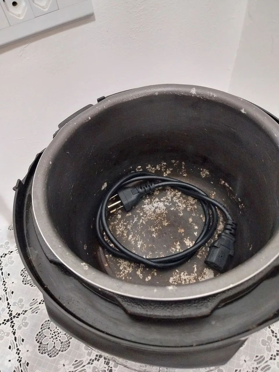 Panela de Pressão Elétrica Fun Kitchen 120v 4L - Foto 3