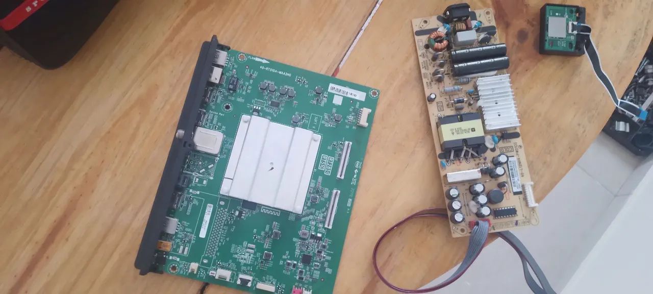 Vende placa TV  tcl 50"64419237311874122