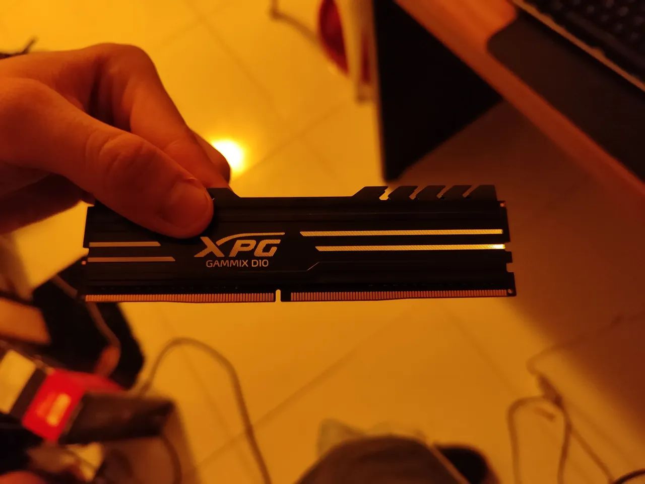 Memória RAM XPG GAMMIX D10 8GB DDR4 3200MHz - Foto 2