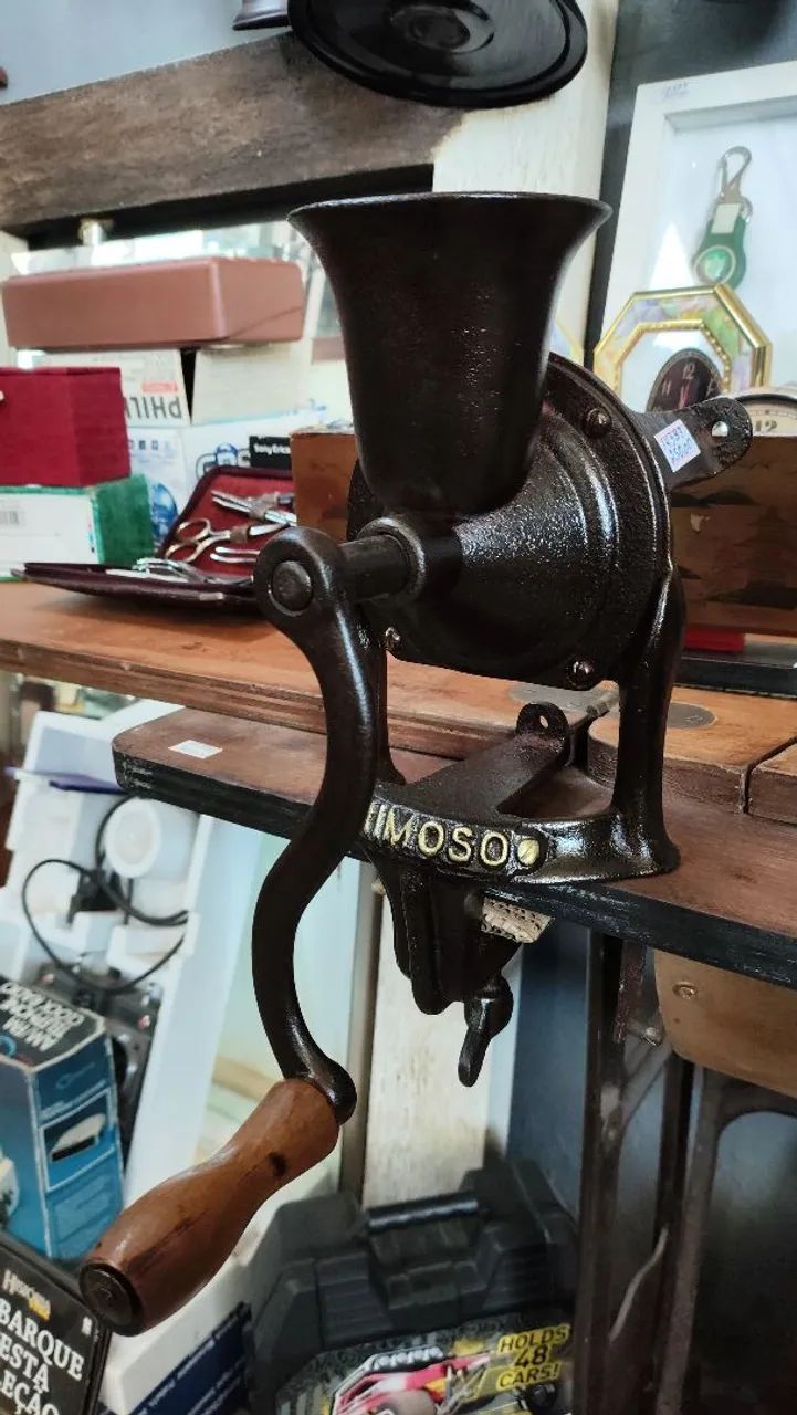 Moedor de café antigo Restaurado 64551292996867121