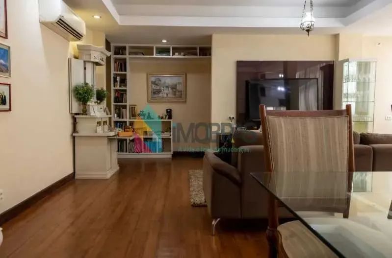 FLAMENGO !! APARTAMENTO REFORMADO COM 03 QUARTOS,DEPENDÊNCIA E VAGA PARA ALUGAR - Foto 5