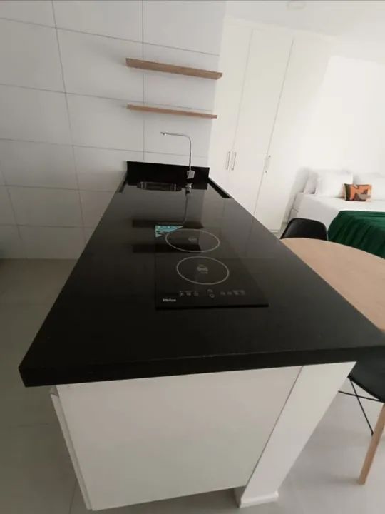 ALUGO FLATS MOBILIADOS NO CALHAU POR R$ 2.800 COND INCLUSO  - Foto 2