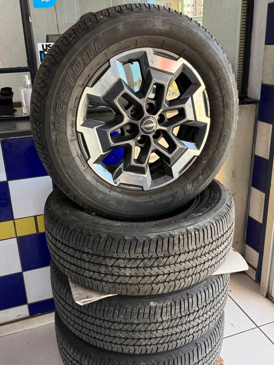 PNEU BRIDGESTONE DUELER H/T 684 II 255/60 R18 108H