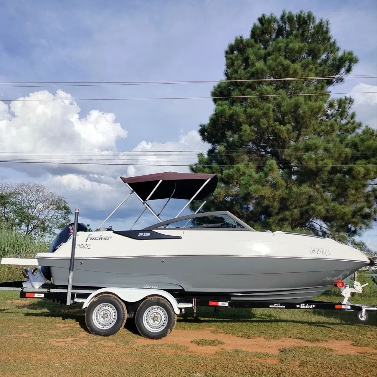 Lancha Focker 21 pés ano 2024