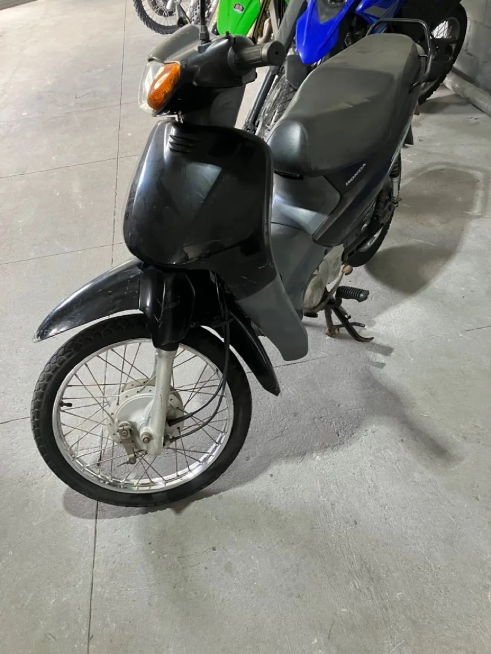 Honda Biz 100 Preta (2002) - Foto 6
