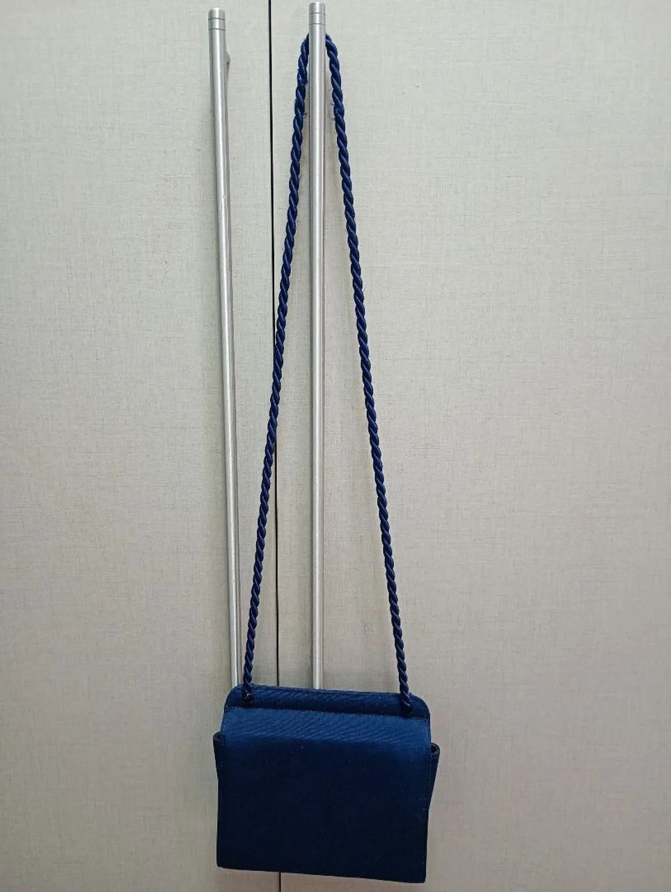 Bolsa azul de ombro - Foto 2