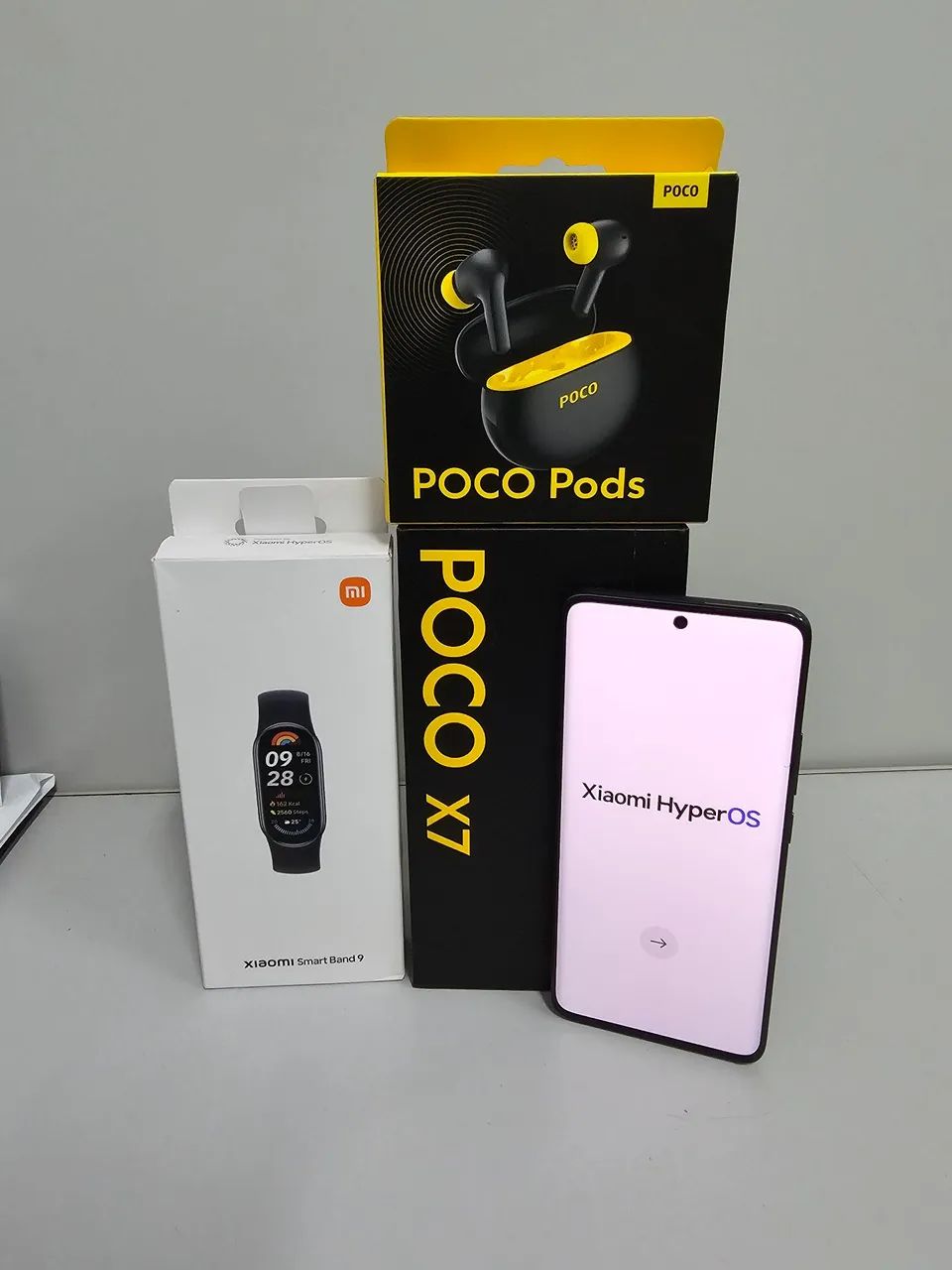 Poco X7 8/256gb - poucos dias de uso -- + miband 9 + fone poco buds - Foto 3
