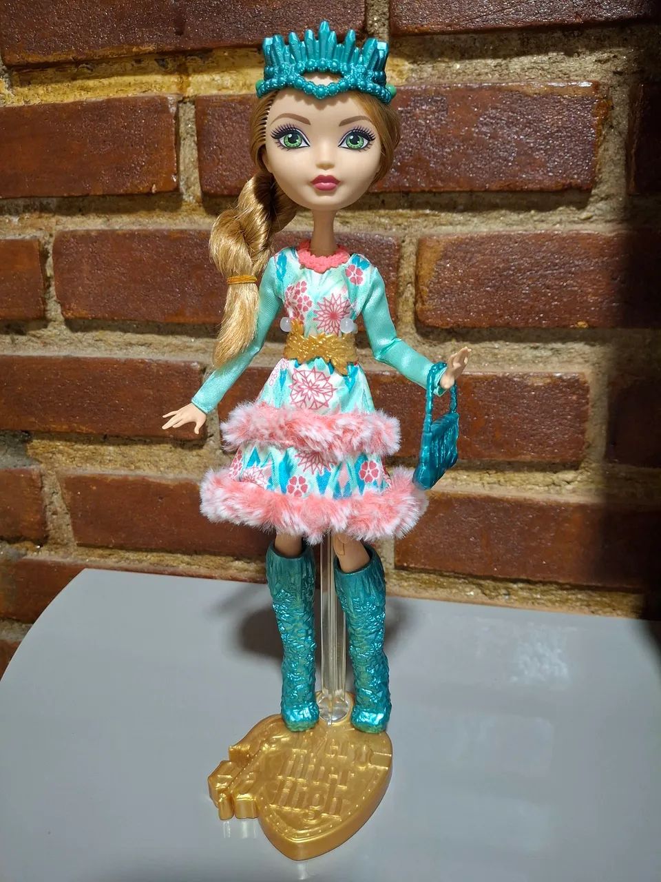 Boneca Ever After High - Ashlynn Ella Epic Winter