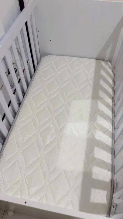 Berço de bebê branco - Foto 4