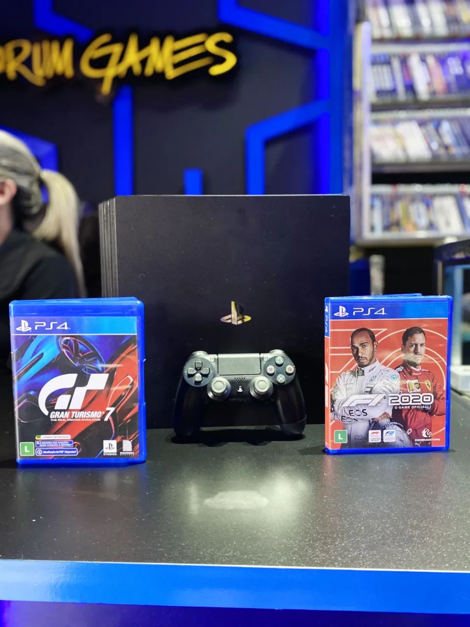 PS4 Pro com Jogos Gratis 