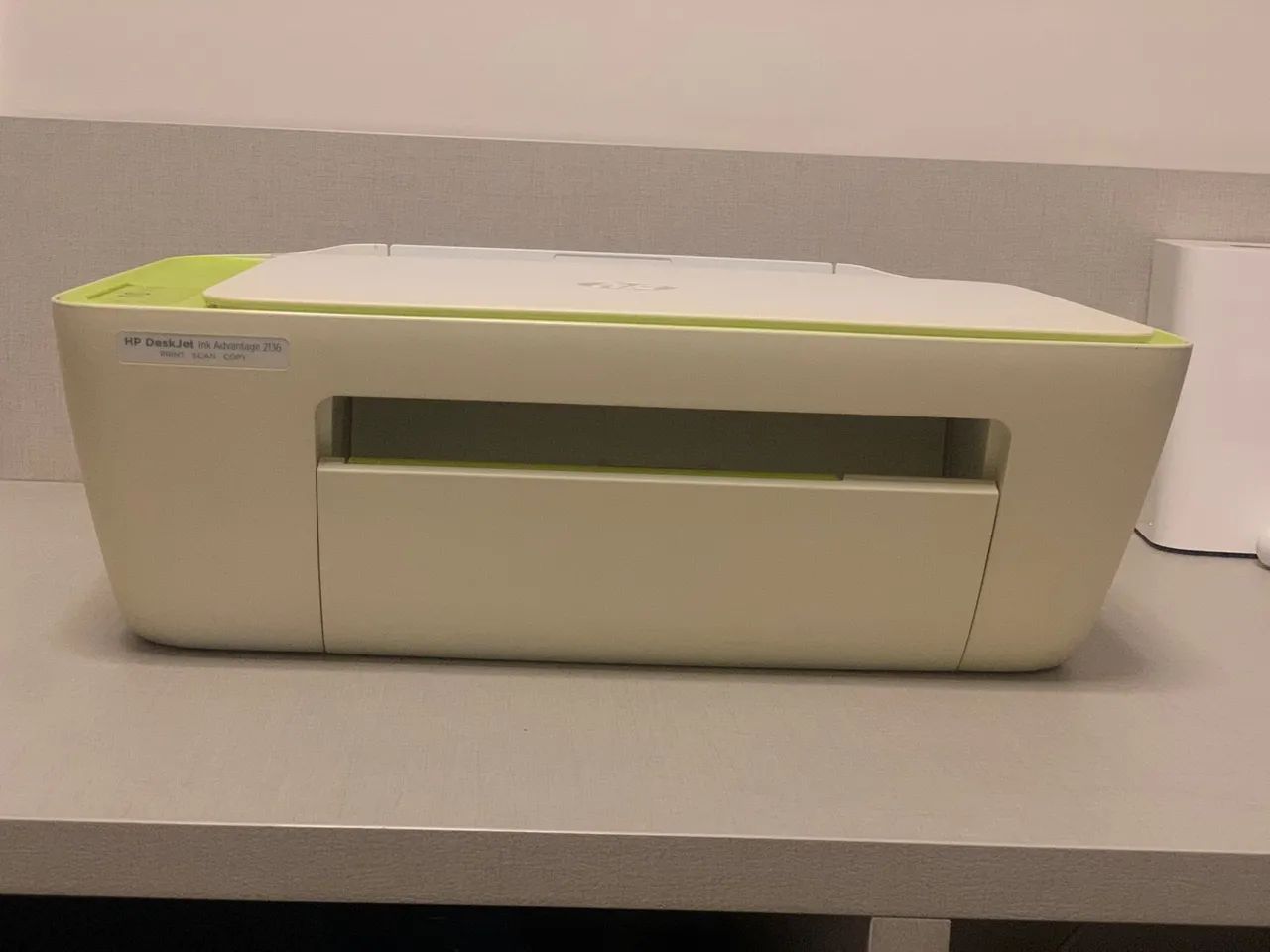 Impressora HP Ink Advantage 2136 - Foto 2