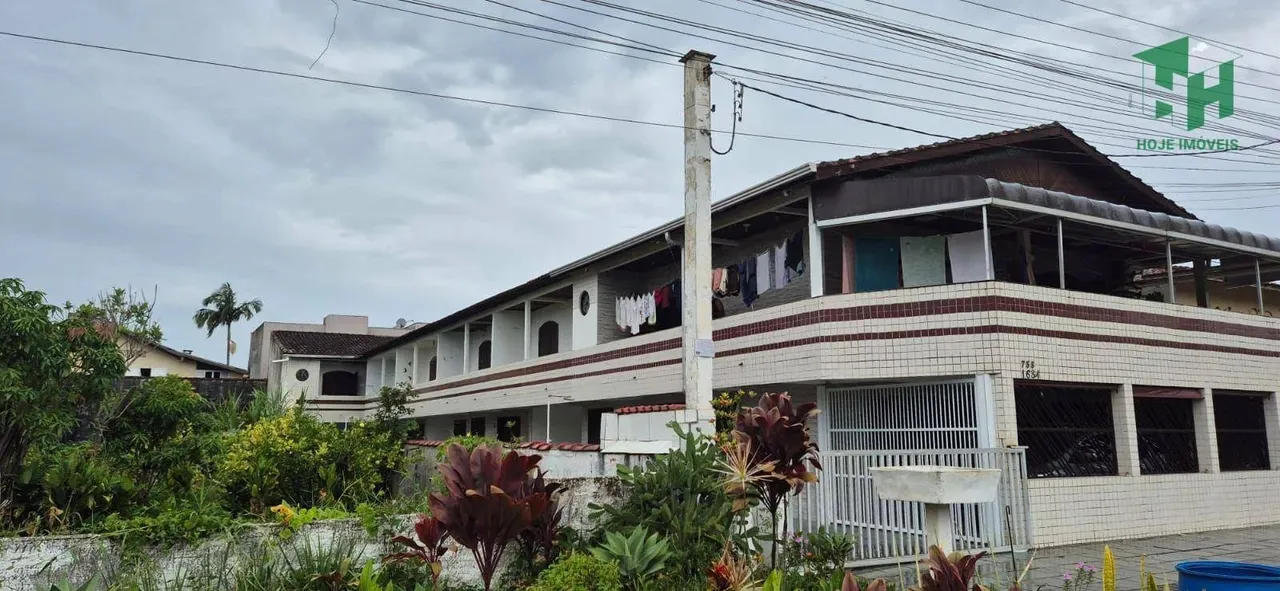 Sobrado à venda em Caiobá - Matinhos/PR