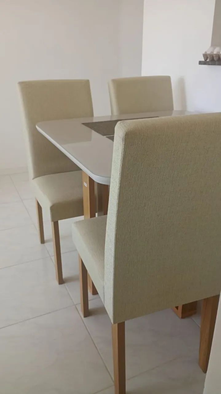 Dining table with 4 chairs64386065376643120