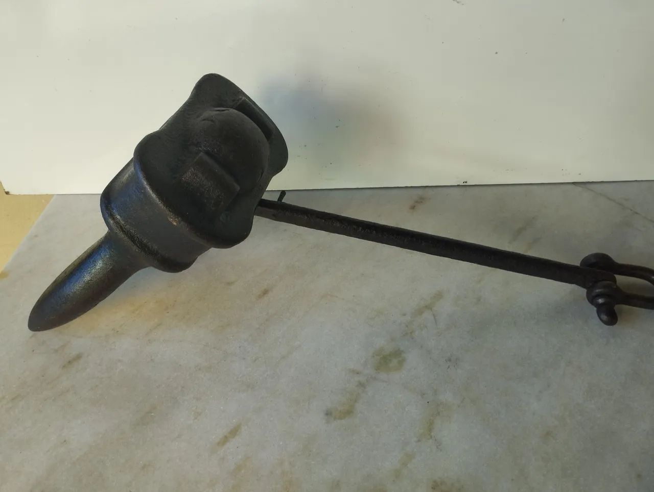 Ancora de Ferro Fundido Antiga - Foto 3