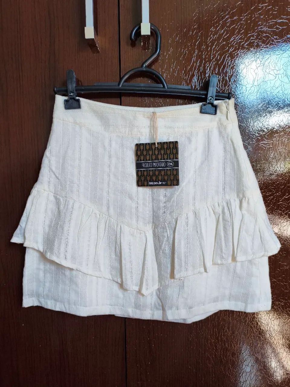 Saia branca laise rendada Babados