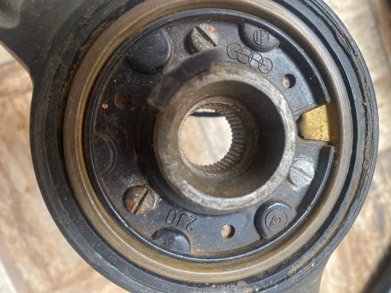 Calotas fusca , macaco , volante e chapéu Napoleão  - Foto 4