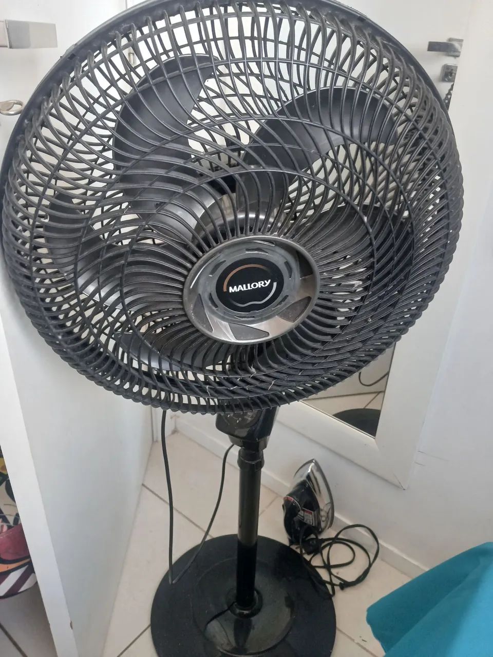 Vendo ventilador   decoluna mallory 