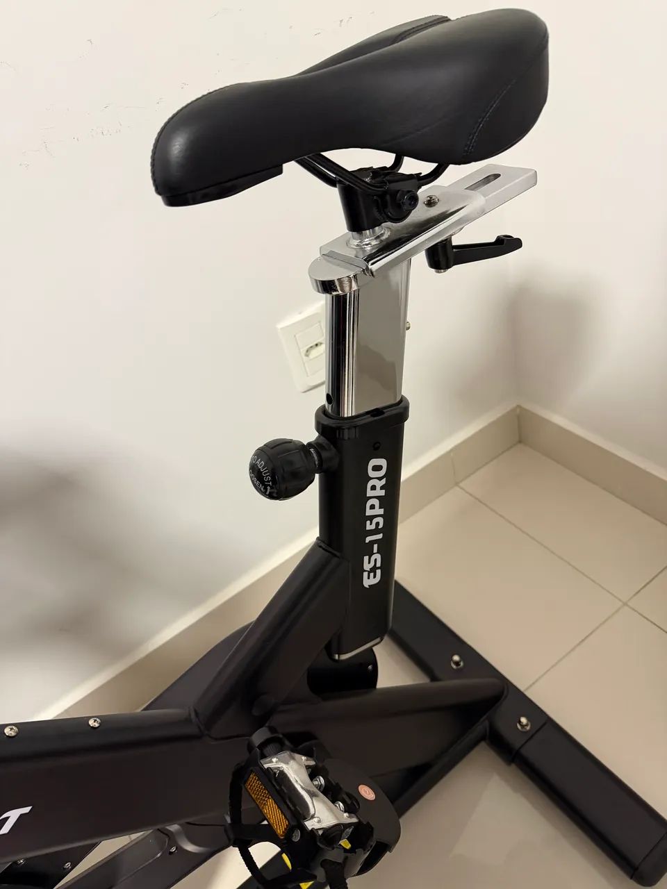 Vende-se Bicicleta Ergométrica 