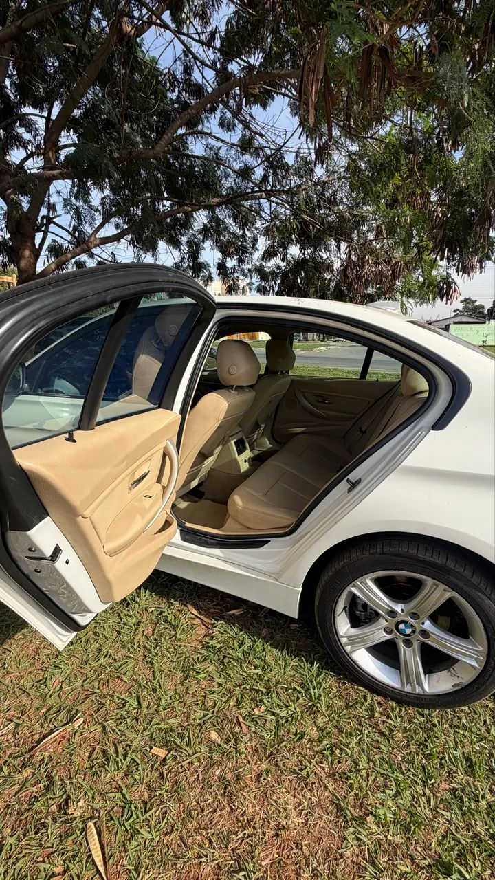 BMW 320I 2014