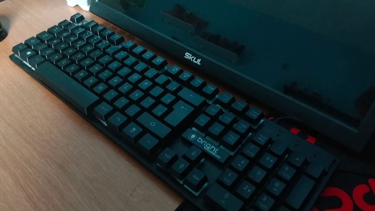 Teclado semi-mecanico da Bright.  - Foto 2
