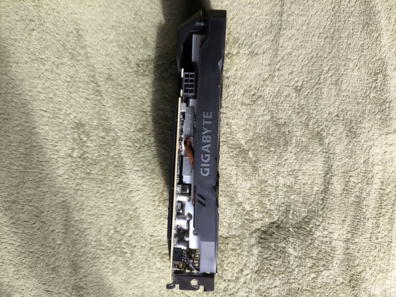 RTX 2060 Gigabyte 6GB COM DEFEITO / NÃO DÁ VÍDEO - Foto 3