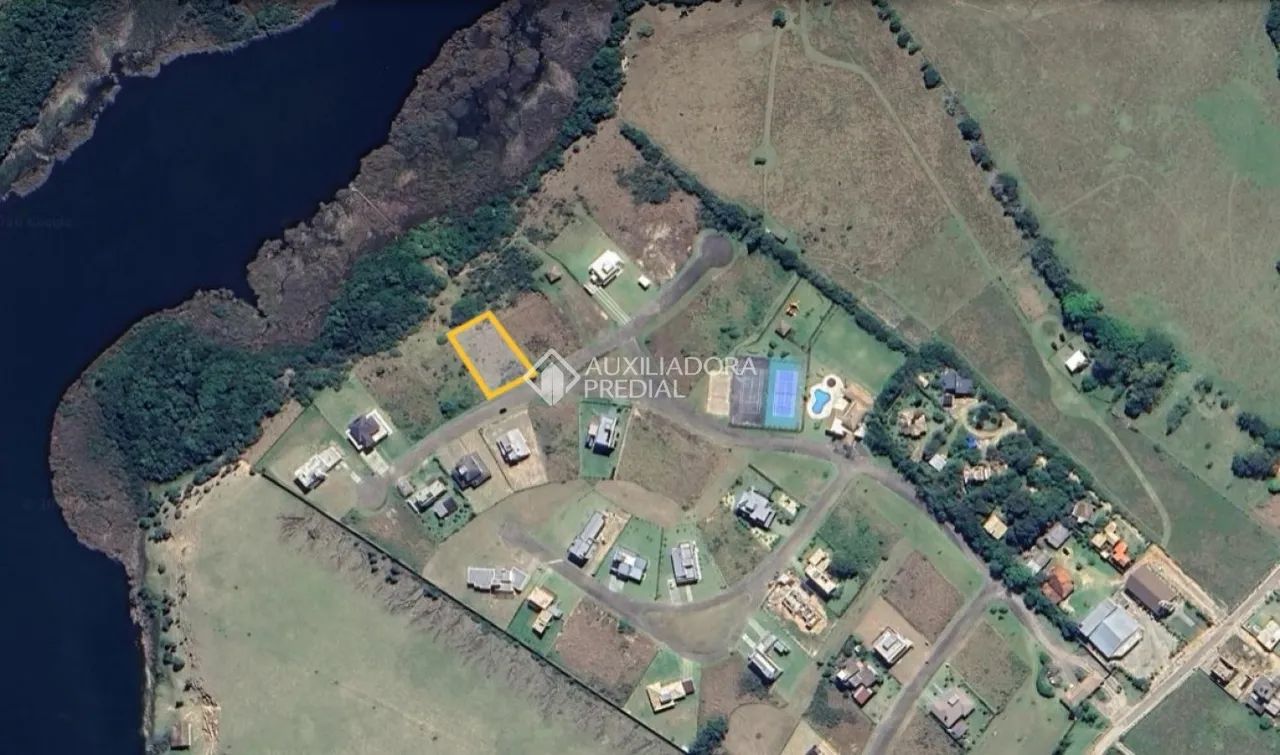 Terreno com 1.000m² às margens da Lagoa - Foto 3