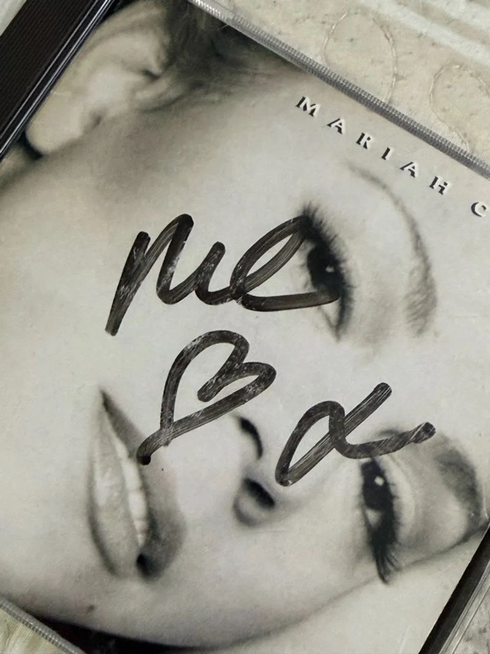CD AUTOGRAFADO MARIAH CAREY MUSIC BOX - Foto 2