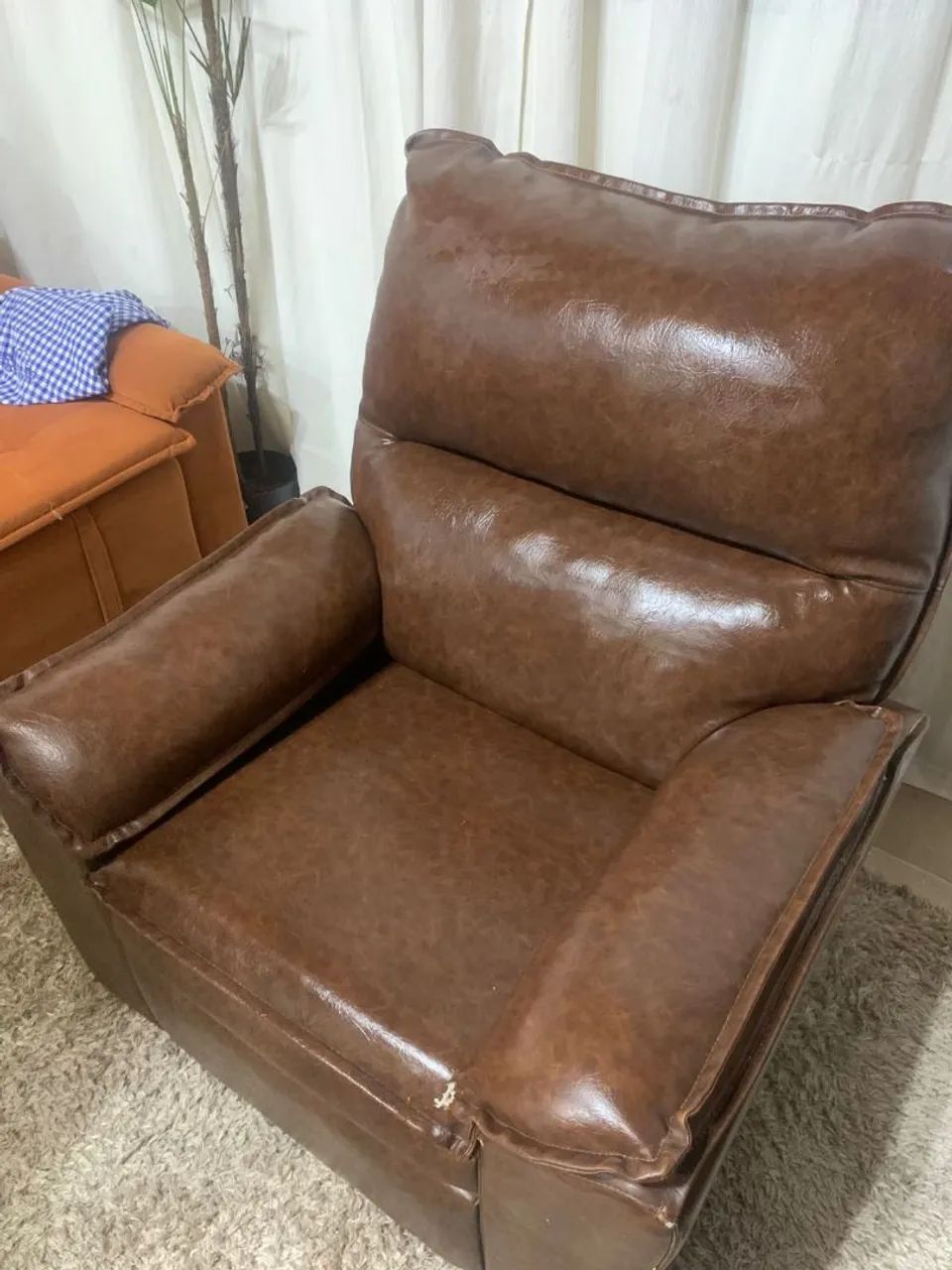 Poltrona Reclinável de couro  - Foto 4