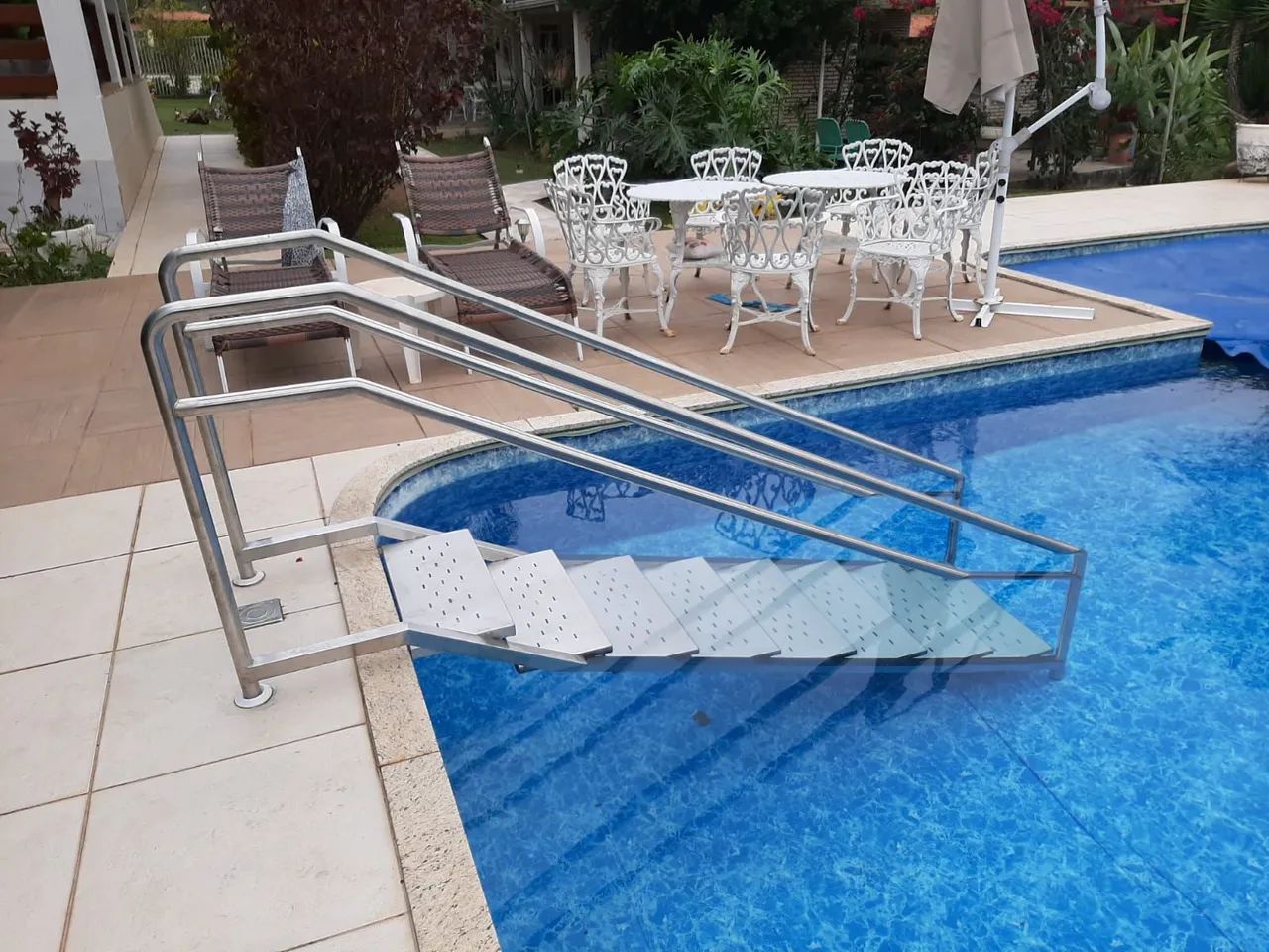 Vendo Pia em aço inox com cubas, mesas, Estantes, coifa com sistema de exaustão  - Foto 5