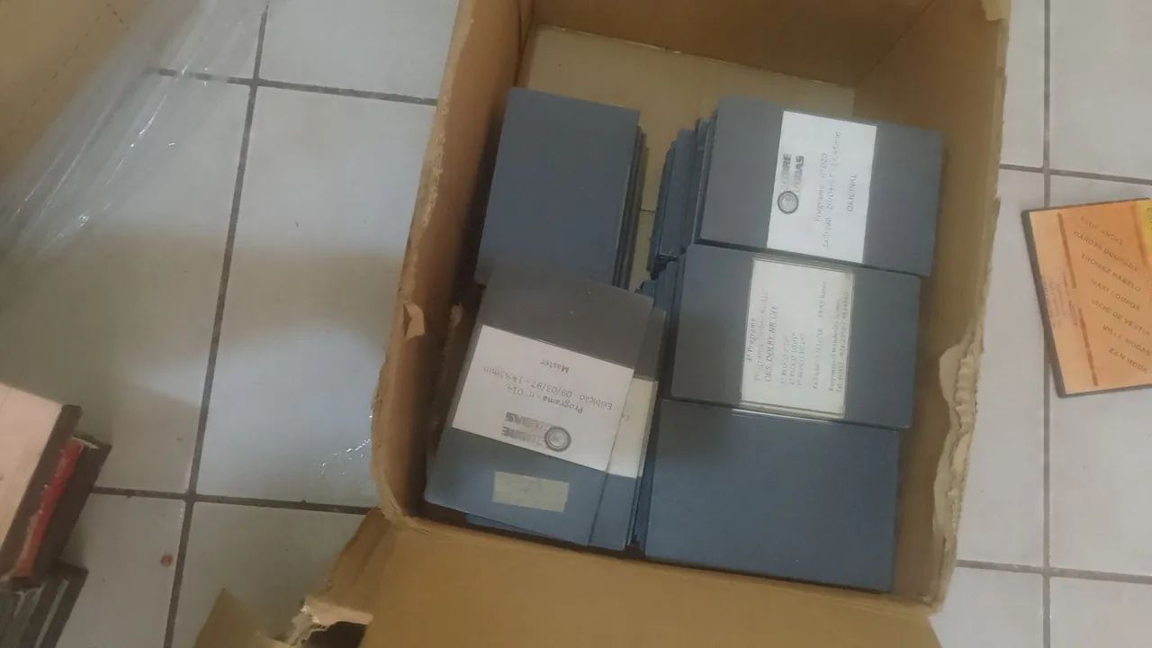 Fitas cassete antigas caixas  - Foto 4